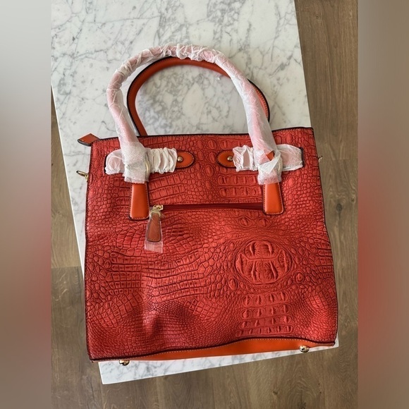 La Terre Tote Bag NWT - Picture 3 of 7